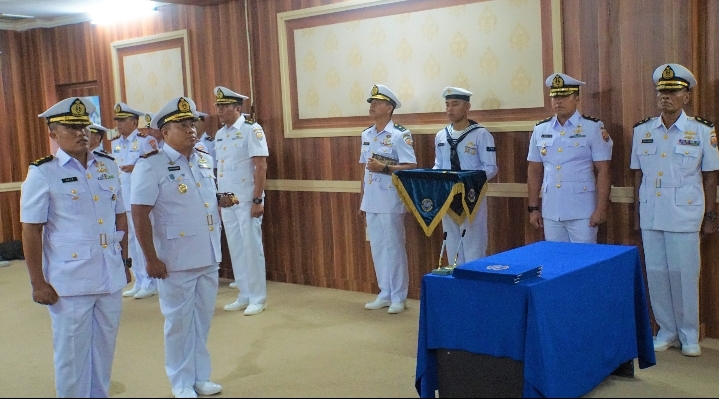 Dansatrol Lantamal I Pimpin Upacara Serah Terima Jabatan Komandan KRI Tuna-876