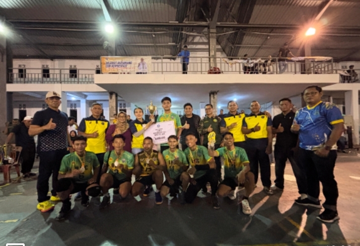 Danlanal Bintan Hadiri Acara Penutupan Turnamen Bola Voli Bupati Cup 2025