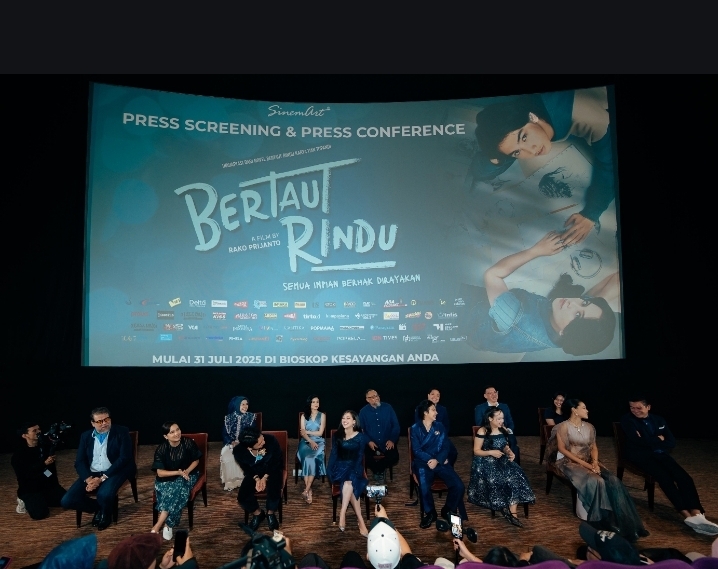 Bertaut Rindu Gelar Prom Night Gala Premiere Ala Anak SMA