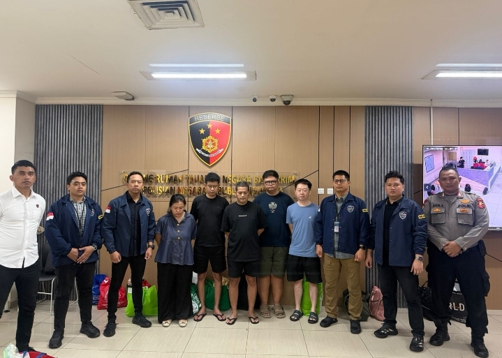 Tahap II Kasus Judi Online Dilaksanakan, Bareskrim Polri Serahkan 5 Tersangka dan Barang Bukti Rp55 Miliar ke Jaksa