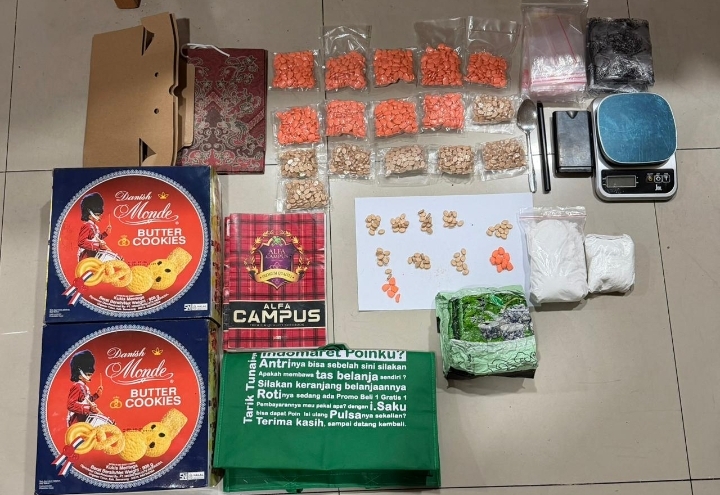 Polisi Bongkar Peredaran Sabu 1 Kg dan 1.694 Ekstasi di Senen, Satu Pelaku Diamankan