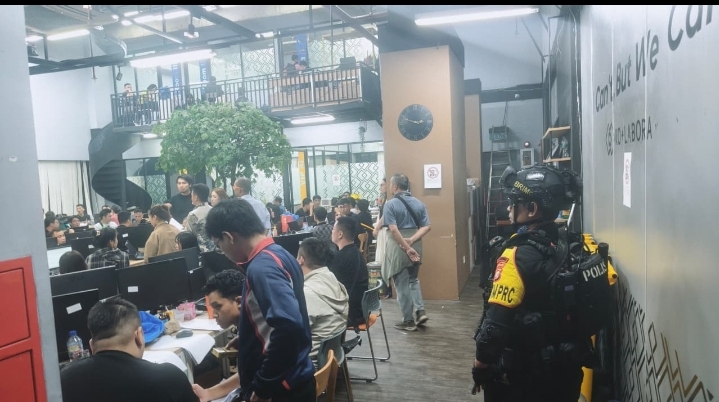 Brimob Polda Metro Jaya Turut Diturunkan dalam Pengamanan Operasi Penindakan Jaringan Judi Online Internasional