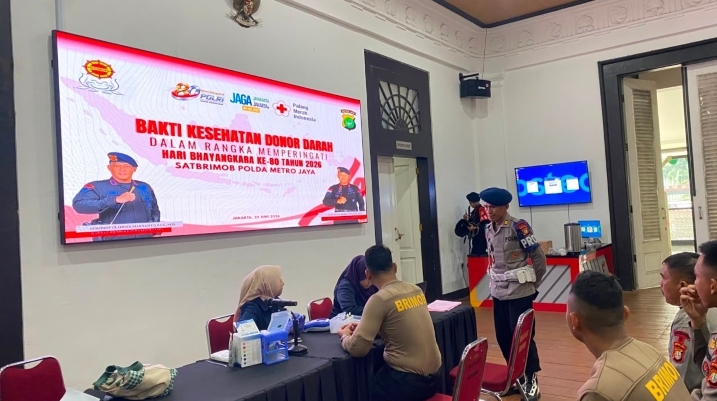 Brimob Polda Metro Jaya Gelar Donor Darah HUT Bhayangkara ke-80, Libatkan 100 Personel