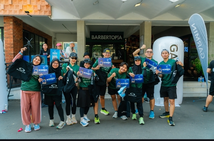 Bank Saqu Hadirkan Nilai Tambah bagi Pelanggan Garmin, Dukung Road to Garmin Run 2026 melalui Plogging