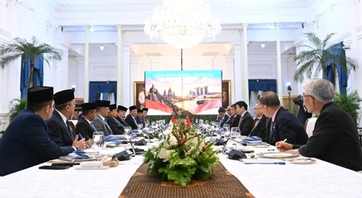 Indonesia dan Singapura Tegaskan Komitmen Jaga Perdamaian Kawasan dan Amankan Selat Malaka sebagai Jalur Strategis Dunia